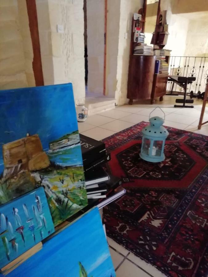 Arkati Literary B&B Sannat Eksteriør bilde